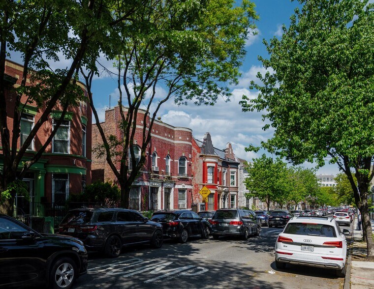 833-837 Manida St, Bronx, NY à vendre - Photo de l’immeuble – Image 3 sur 3