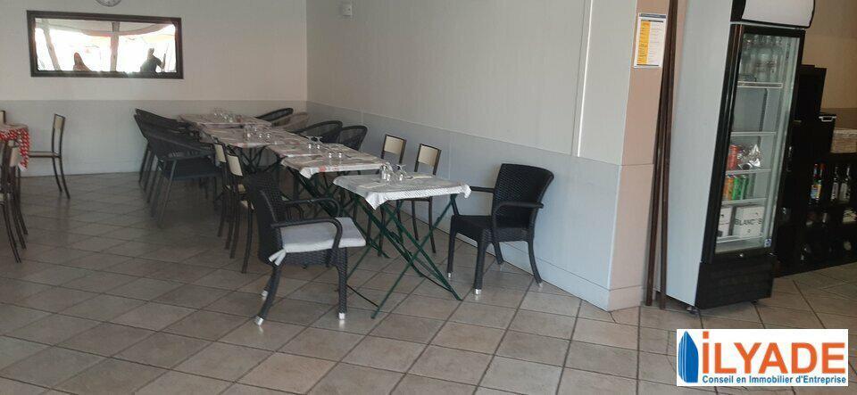 485 Rue Marcelin Berthelot, Aix-en-Provence à louer - Photo de l’immeuble – Image 2 sur 15