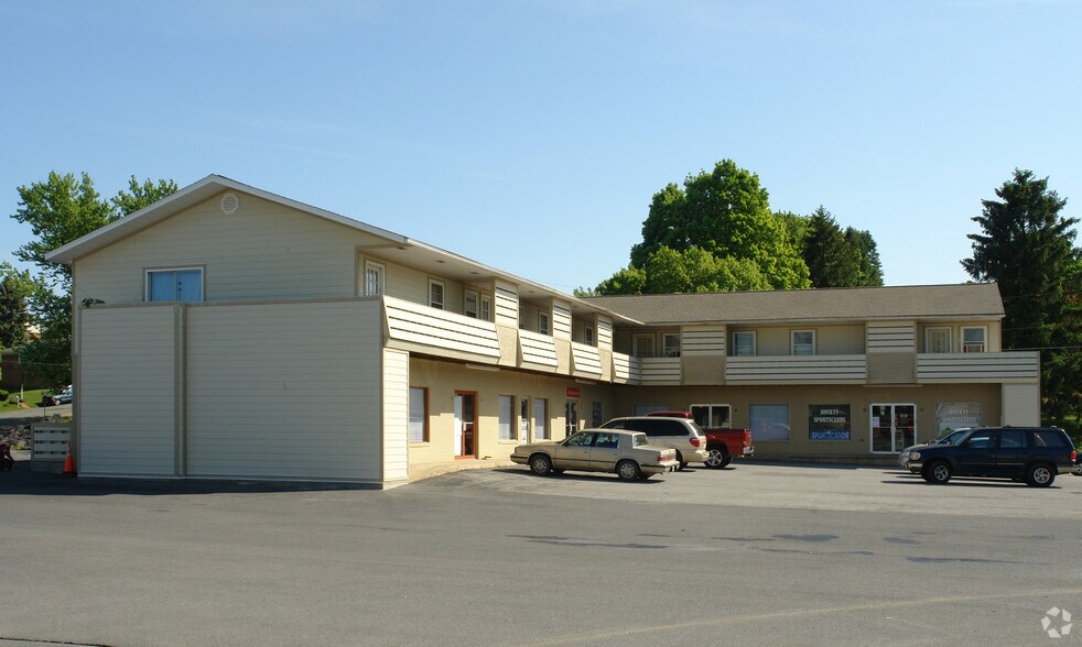 632-634 Charles St, Staunton, VA à vendre - Photo principale – Image 1 sur 43