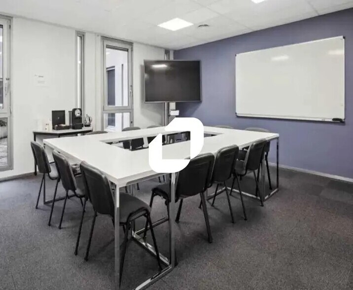Bureau dans Vélizy-Villacoublay à louer - Photo intérieure – Image 3 sur 6