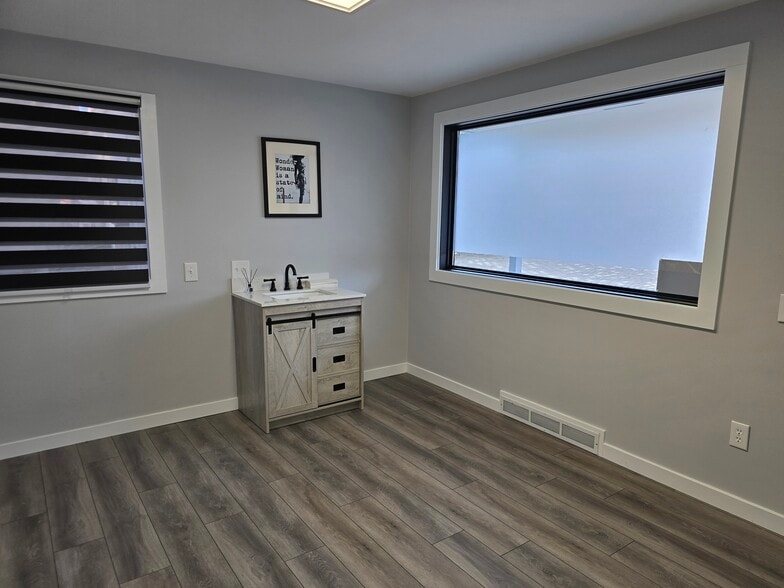 4 Park Lane Rd, New Milford, CT à louer - Photo intérieure – Image 3 sur 5