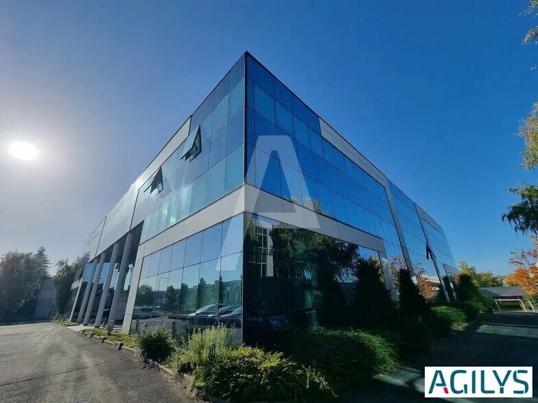 Bureau dans Villebon-sur-Yvette à vendre - Photo de l’immeuble – Image 1 sur 8