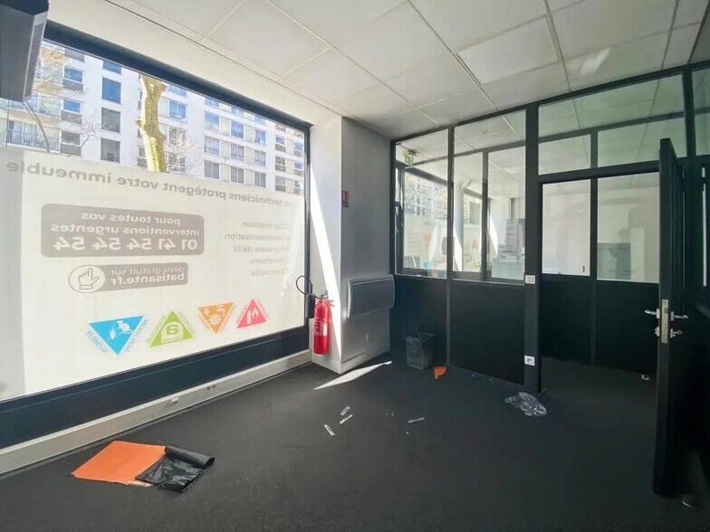 Bureau dans Paris à louer - Photo de l’immeuble – Image 3 sur 9