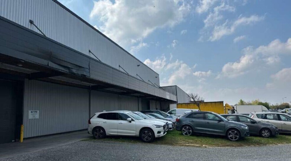 1 Avenue Beaumontoir, Louvres à louer - Photo de l’immeuble – Image 3 sur 12