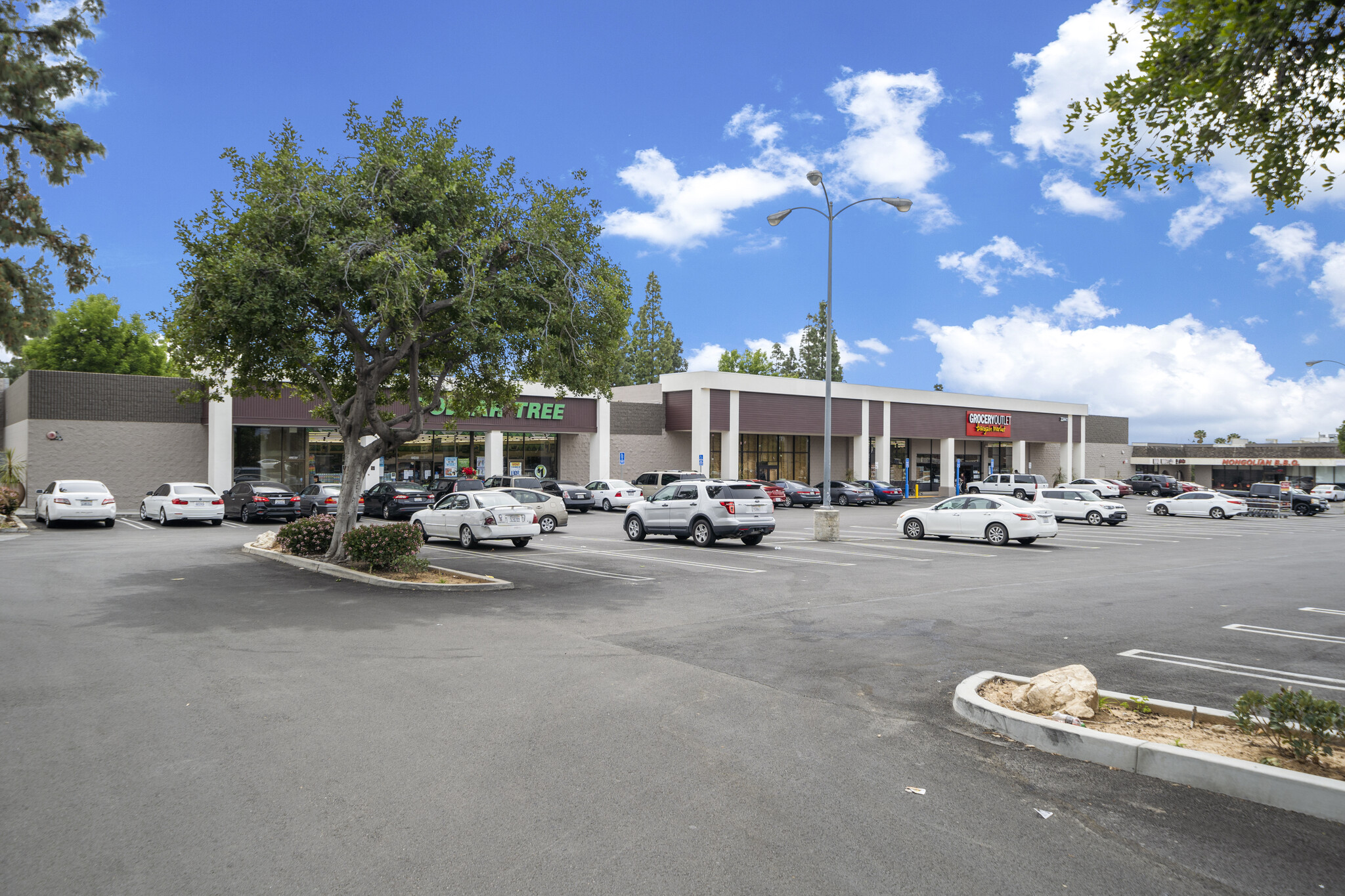22409-22499 Barton Rd, Grand Terrace, CA à louer Photo de l’immeuble– Image 1 sur 4