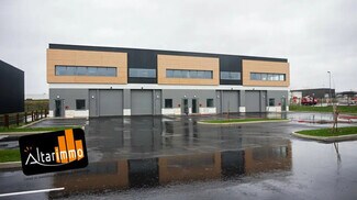 Plus de détails pour Local d'activités à louer