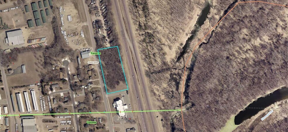1303 Old Minnesota Ave, Saint Peter, MN à vendre - Aérien – Image 2 sur 7