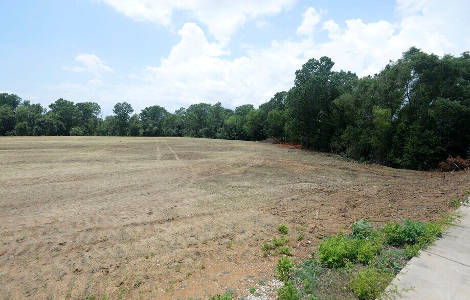 585 E Debbie Ln, Mansfield, TX à vendre - Aérien – Image 3 sur 17