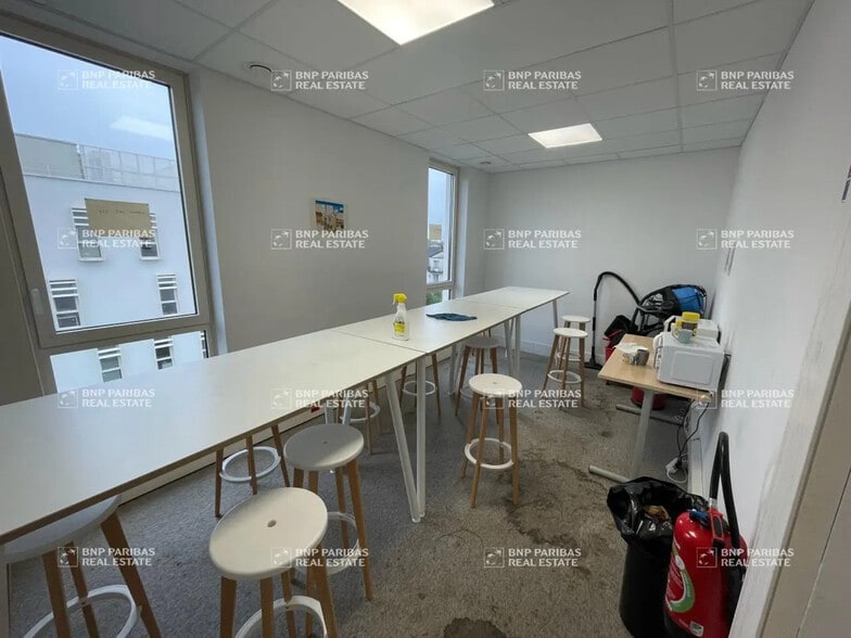 Bureau dans Tours à louer - Photo de l’immeuble – Image 3 sur 19