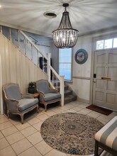 4700 Thoroughgood Sq, Virginia Beach, VA à louer Photo intérieure– Image 2 sur 13