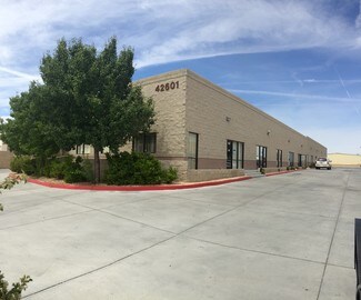 Plus de détails pour 42601 8th St W, Lancaster, CA - Industriel/Logistique à louer