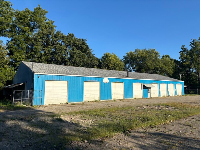 2900 W Saint Joseph St, Lansing, MI à vendre - Photo de l’immeuble – Image 3 sur 14