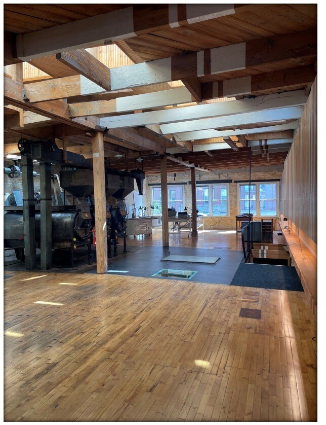 217 N Broadway, Milwaukee, WI à louer Photo intérieure– Image 1 sur 5