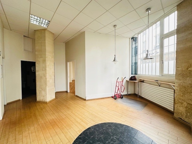 21 Rue Du Faubourg Saint-Antoine, Paris à louer Photo intérieure– Image 1 sur 10