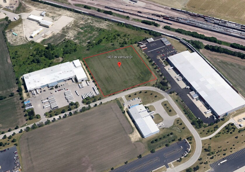 1401 W Venture, Janesville, WI à louer - Photo de l’immeuble – Image 2 sur 4