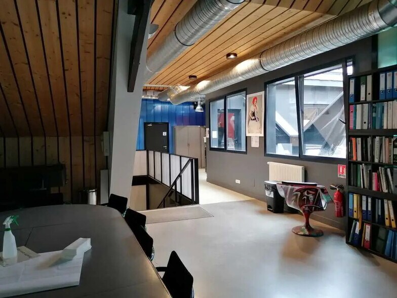 Bureau dans Rouen à louer - Photo de l’immeuble – Image 2 sur 9