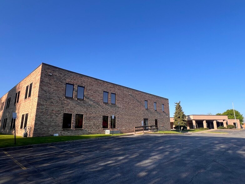 6600 Middle Rd, Sodus, NY à vendre - Photo de l’immeuble – Image 2 sur 3
