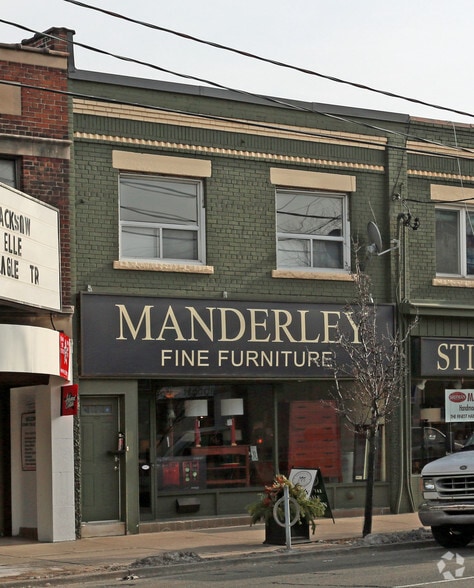 545 Mt Pleasant Rd, Toronto, ON à louer - Photo principale – Image 1 sur 2