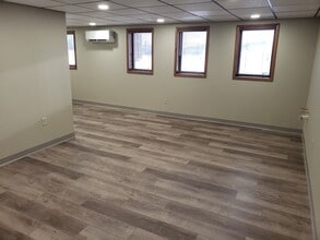 1415 Merrill Ave, Wausau, WI à louer Photo intérieure– Image 2 sur 7