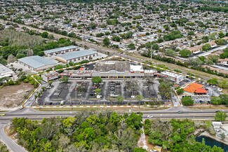 Plus de détails pour 1943 N Pinellas Ave, Tarpon Springs, FL - Local commercial à vendre