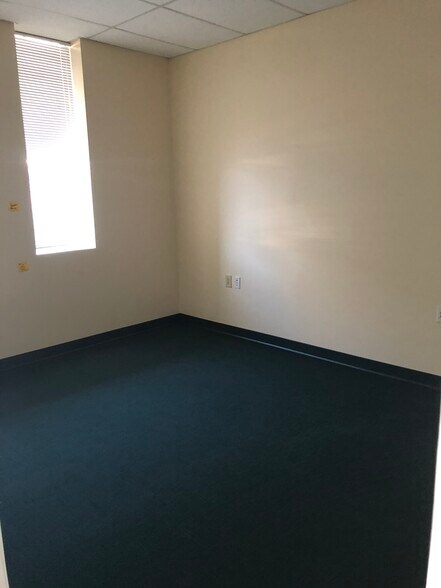 5401-5481 Bryant Ave, Sanford, FL à louer - Photo intérieure – Image 3 sur 9