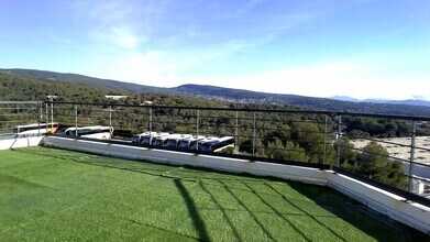 Bureau dans La Ciotat à louer Photo intérieure– Image 1 sur 7