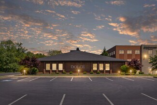 Plus de détails pour 18820 Bagley Rd, Middleburg Heights, OH - Bureau à vendre