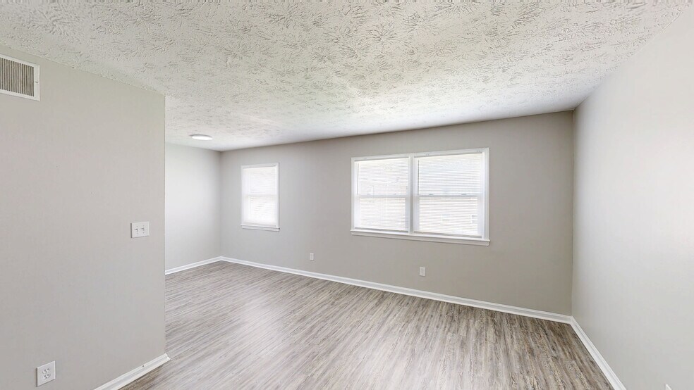 1340 Alexandria Dr, Lexington, KY à vendre - Numérisation 3D Matterport – Image 2 sur 21