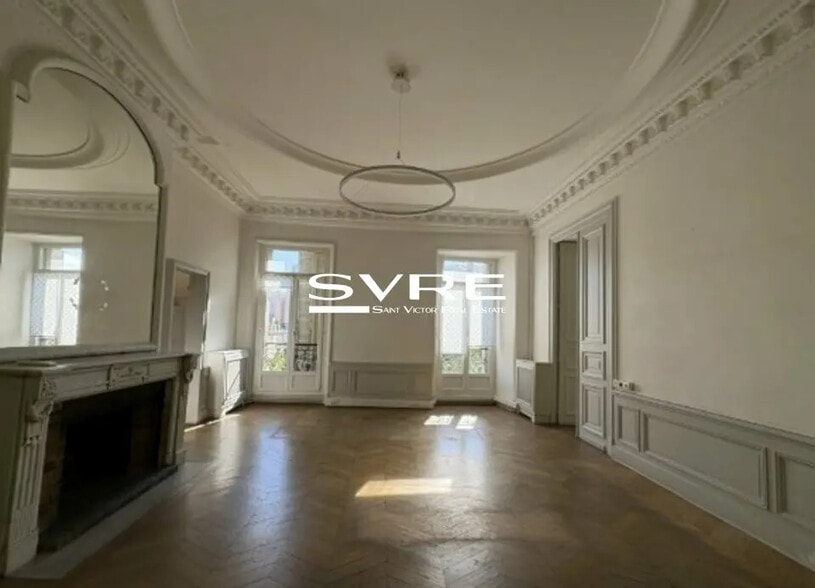 Bureau dans Marseille à louer - Photo intérieure – Image 1 sur 12