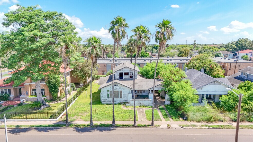 25 E Elizabeth St, Brownsville, TX à vendre - Photo de l’immeuble – Image 2 sur 13