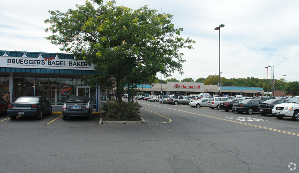 900 Central Ave, Albany, NY à louer - Photo de l’immeuble – Image 3 sur 5