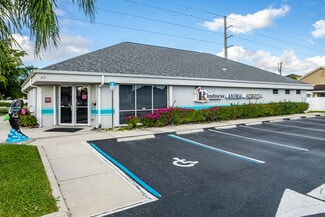 Plus de détails pour 715 Cape Coral Pky, Cape Coral, FL - Local commercial à vendre