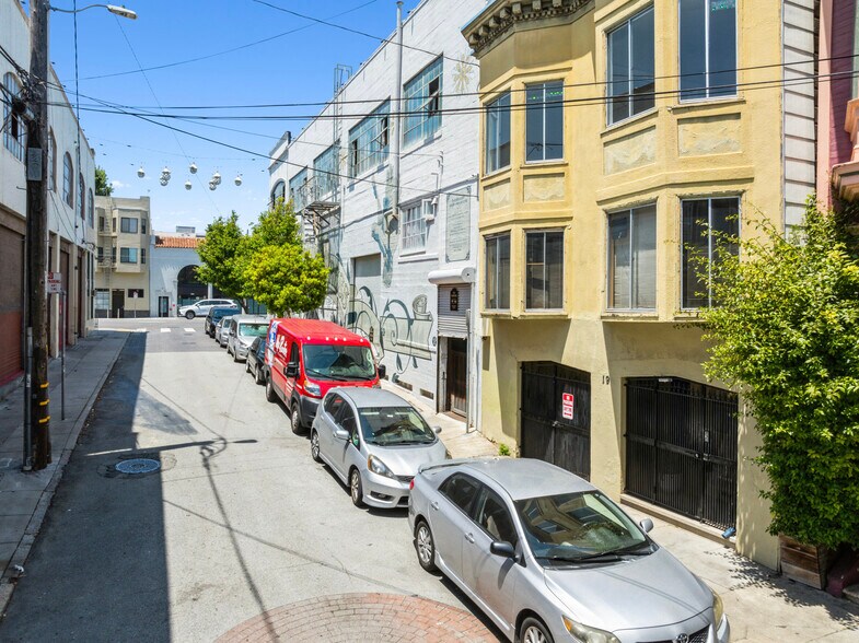 19 Moss St, San Francisco, CA à vendre - Photo de l’immeuble – Image 3 sur 10