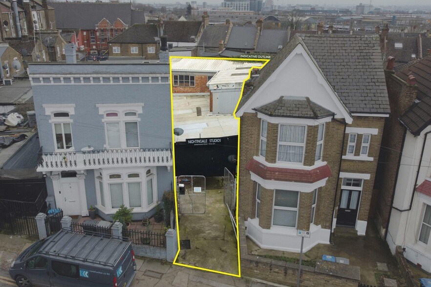 1B Nightingale Rd, Londres à louer - Photo principale – Image 1 sur 5