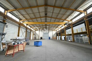 Plus de détails pour Bureau, Local d'activités à louer