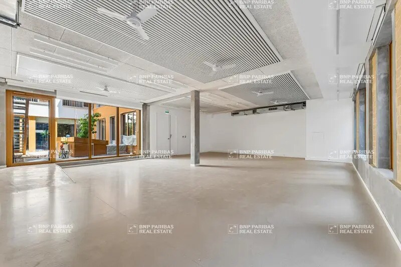 85 Rue Du Dessous Des Berges, Paris à louer - Photo de l’immeuble – Image 2 sur 13