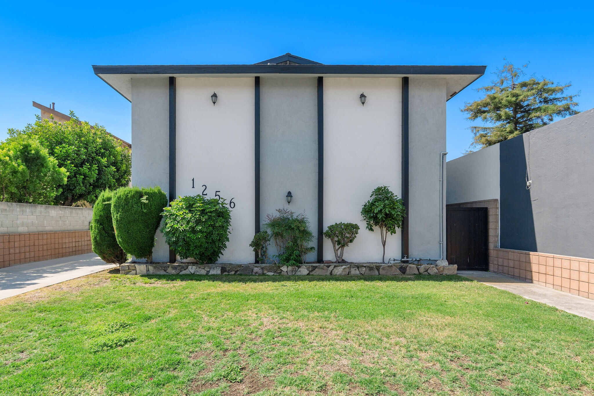 1256 W Gardena Blvd, Gardena, CA à vendre Photo principale– Image 1 sur 16