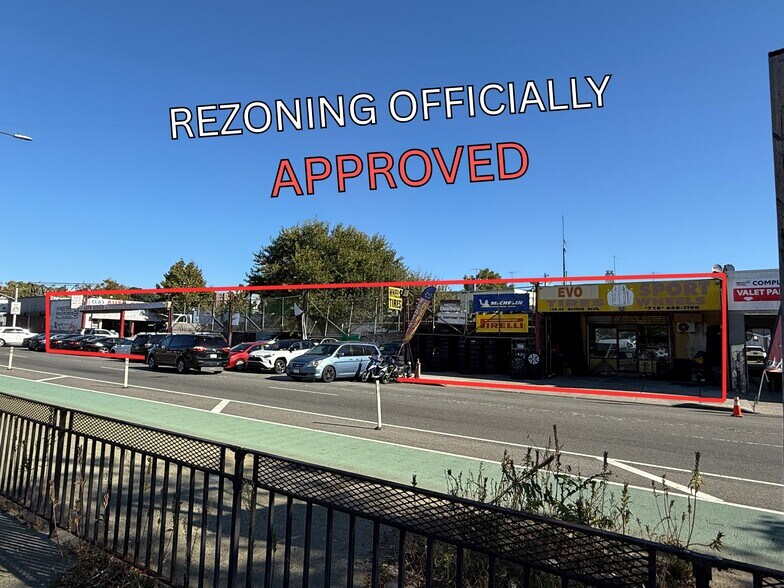 13943 Queens Blvd, Jamaica, NY à vendre - Photo de l’immeuble – Image 1 sur 3