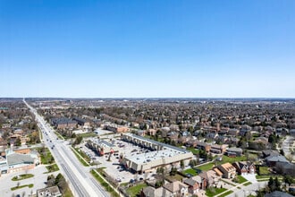 9665 Bayview Ave, Richmond Hill, ON - VUE AÉRIENNE  vue de carte