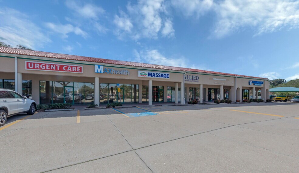 8620 S Tamiami Trl, Sarasota, FL à louer - Photo de l’immeuble – Image 2 sur 9