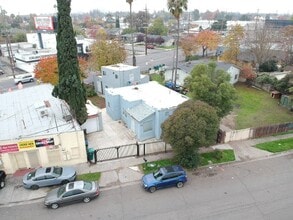 1217 E Harding Way, Stockton, CA - VUE AÉRIENNE  vue de carte - Image1