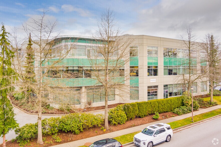 13911 Wireless Way, Richmond, BC à vendre - Photo de l’immeuble – Image 2 sur 12