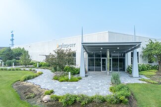 Plus de détails pour 1700 N Penny Ln, Schaumburg, IL - Industriel/Logistique à vendre