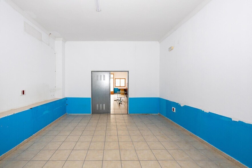 Local commercial dans Lanjarón à vendre - Photo intérieure – Image 3 sur 13
