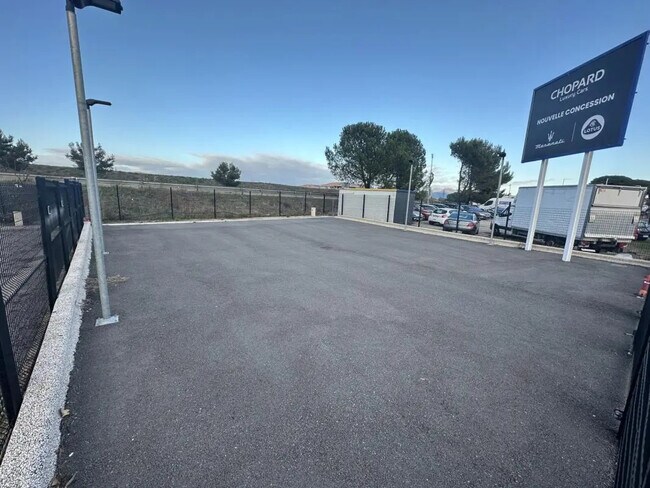 Plus de détails pour Terrain à louer