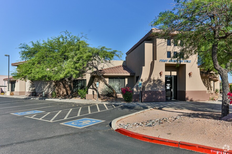 6877 S Kings Ranch Rd, Gold Canyon, AZ à louer - Photo de l’immeuble – Image 2 sur 5