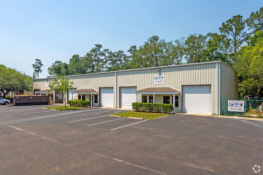 1525 Capital Cir NW, Tallahassee, FL à louer - Photo principale – Image 1 sur 4