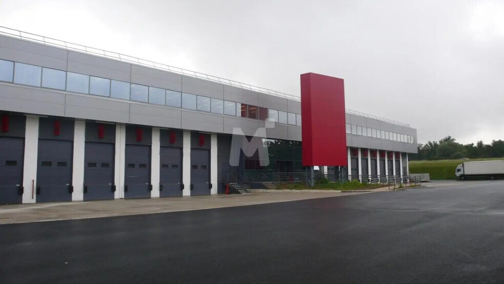 Industriel/Logistique dans Les Ulis à louer - Photo de l’immeuble – Image 2 sur 4