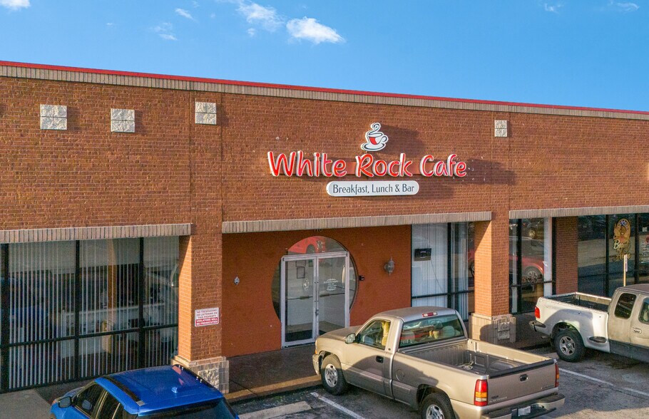 7520-7640 NE Loop 820, North Richland Hills, TX à louer - Photo de l’immeuble – Image 3 sur 24