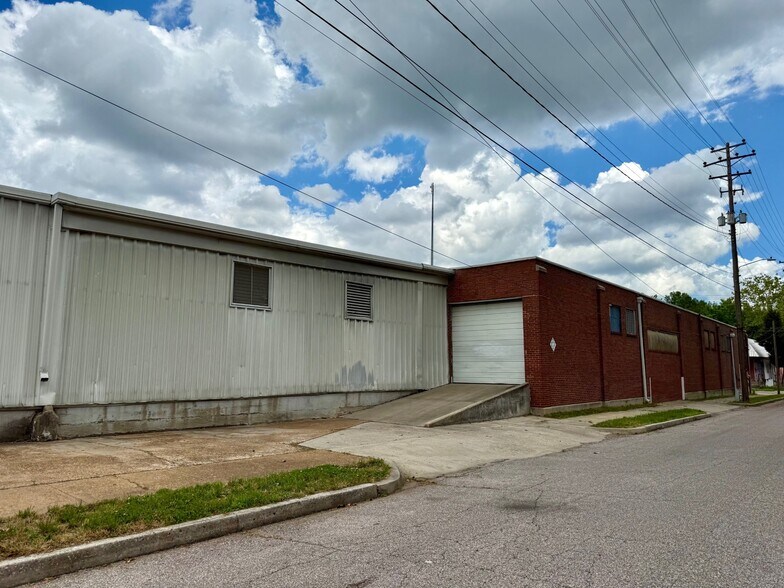825 Rozelle St, Memphis, TN à vendre - Photo de l’immeuble – Image 2 sur 10